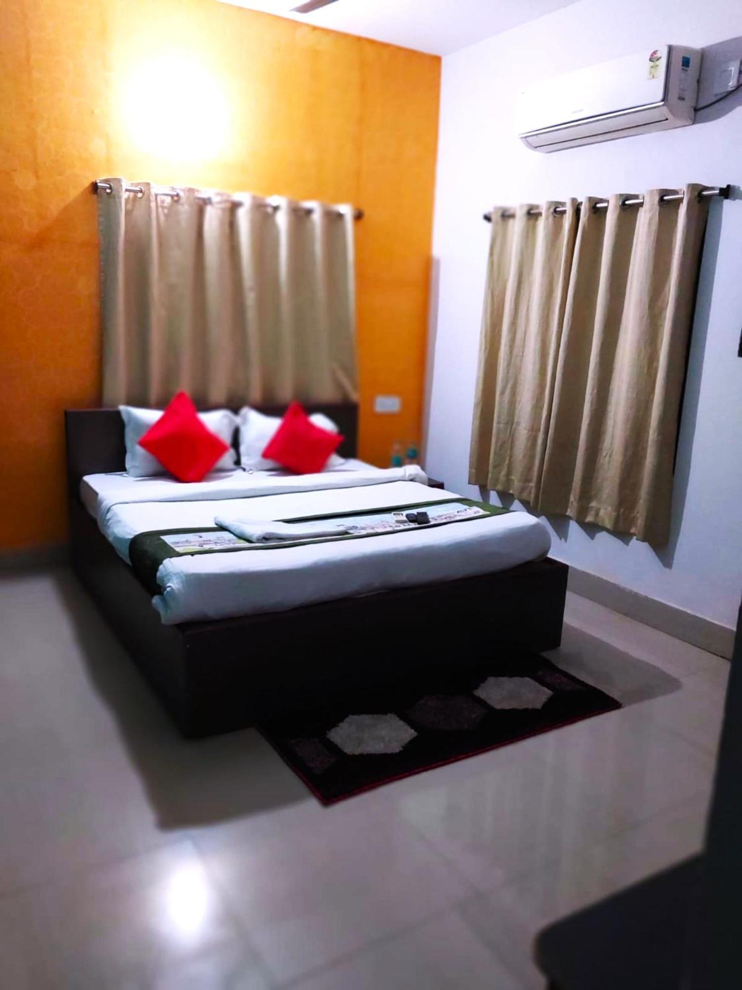 Hotel Madison Homes Bhubaneswar Dış mekan fotoğraf